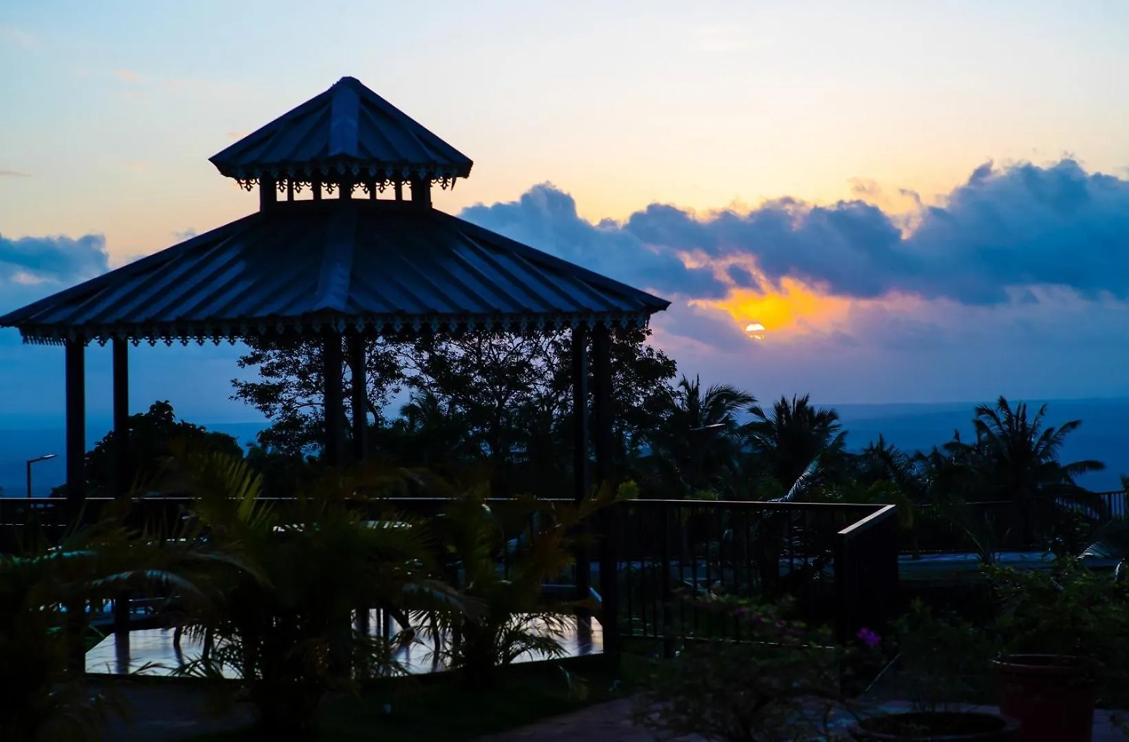 Misty Green Hills Parks & Resorts Kondotty 0*,  인도