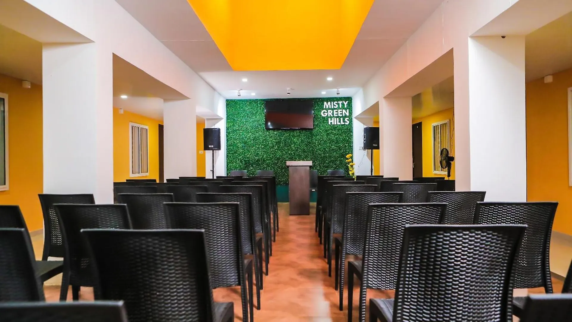 Misty Green Hills Parks & Resorts Kondotty